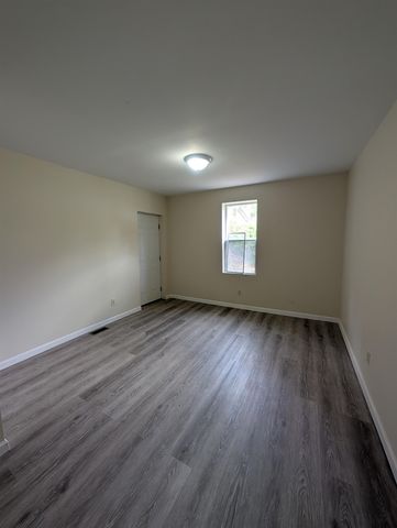 105 Compliment Street, Coal Grove, OH 45638