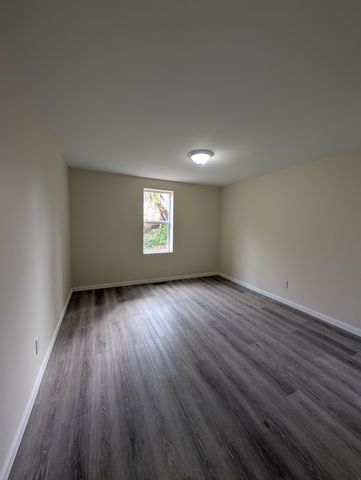105 Compliment Street, Coal Grove, OH 45638