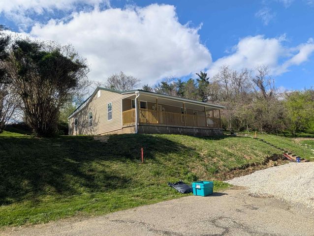 105 Compliment Street, Coal Grove, OH 45638
