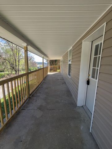 105 Compliment Street, Coal Grove, OH 45638