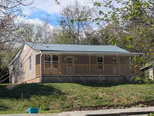105 Compliment Street, Coal Grove, OH 45638