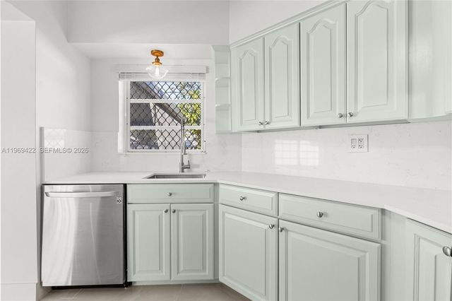 9241 Marine Dr, Cutler Bay, FL 33189