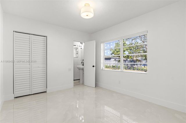 9241 Marine Dr, Cutler Bay, FL 33189