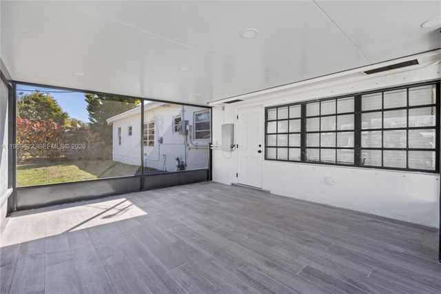 9241 Marine Dr, Cutler Bay, FL 33189