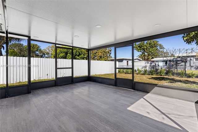 9241 Marine Dr, Cutler Bay, FL 33189