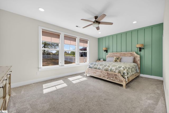 4588 N Highway 14, Greer, SC 29651