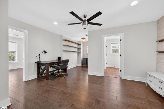 4588 N Highway 14, Greer, SC 29651