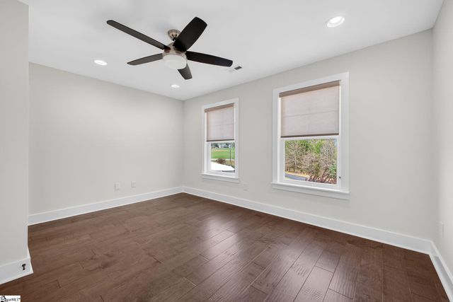 4588 N Highway 14, Greer, SC 29651
