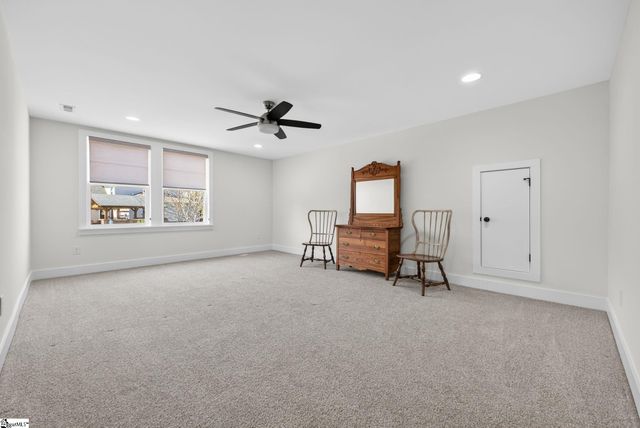 4588 N Highway 14, Greer, SC 29651