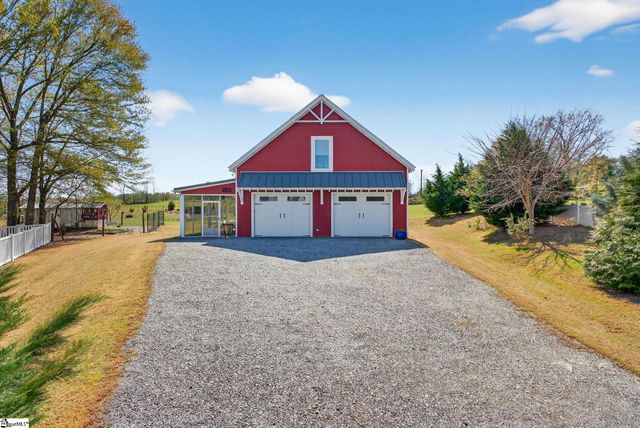 4588 N Highway 14, Greer, SC 29651