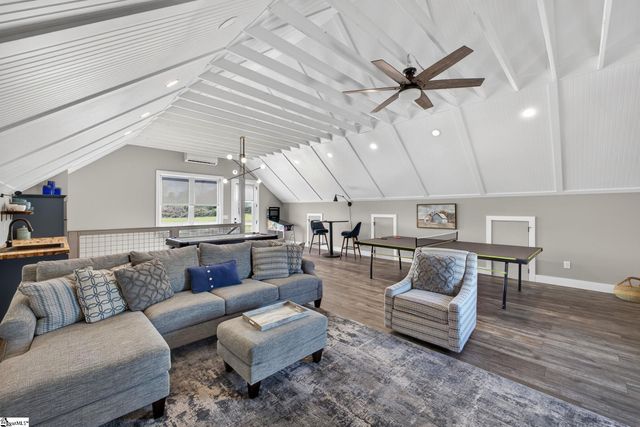 4588 N Highway 14, Greer, SC 29651