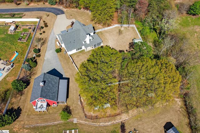 4588 N Highway 14, Greer, SC 29651