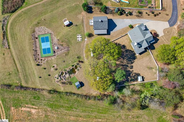 4588 N Highway 14, Greer, SC 29651