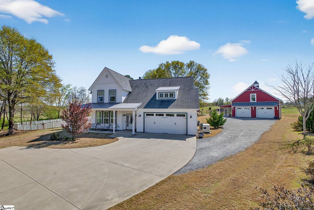 4588 N Highway 14, Greer, SC 29651