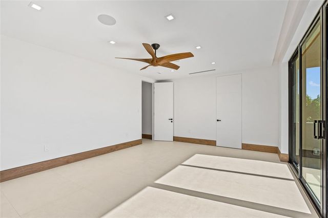 2441 NE 48th Court, Lighthouse Point, FL 33064