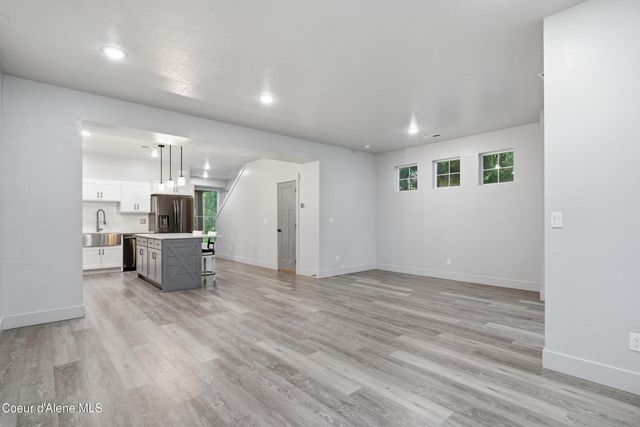 955 W Grove WAY, UNIT 101, Coeur D'alene, ID 83815