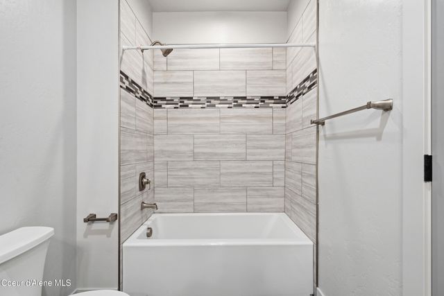 955 W Grove WAY, UNIT 101, Coeur D'alene, ID 83815
