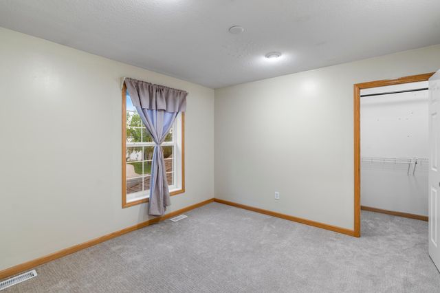 9200 W 136th Street, Savage, MN 55378