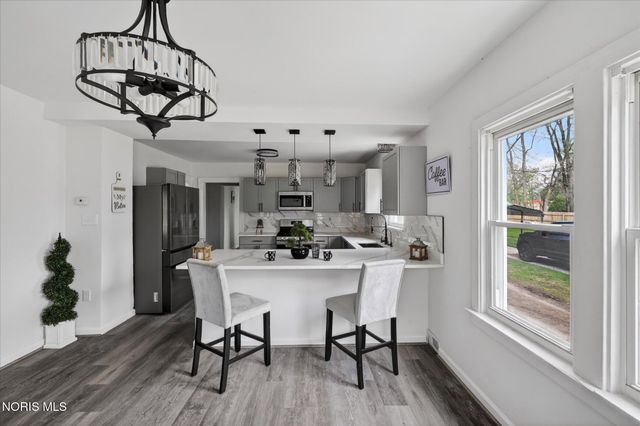 5704 Webster Road, Sylvania, OH 43560