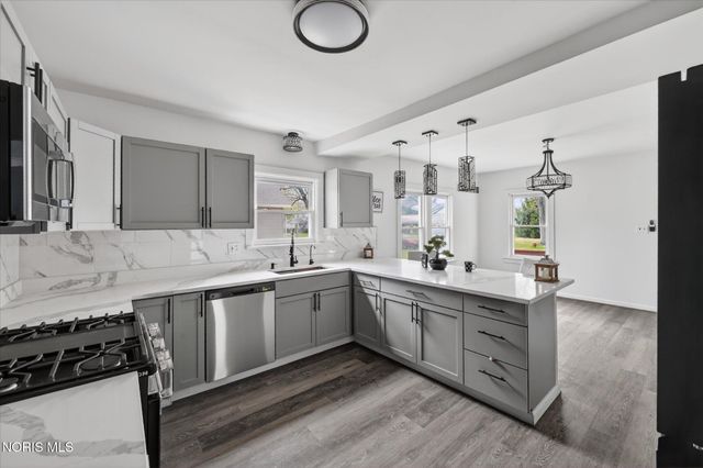 5704 Webster Road, Sylvania, OH 43560