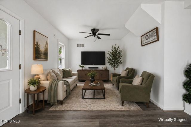 5704 Webster Road, Sylvania, OH 43560