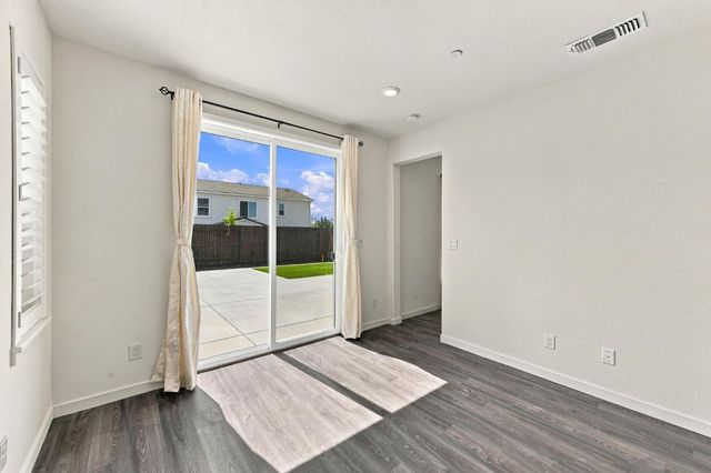 4603 Flagstaff Dr, Folsom, CA 95630