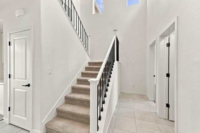 4603 Flagstaff Dr, Folsom, CA 95630