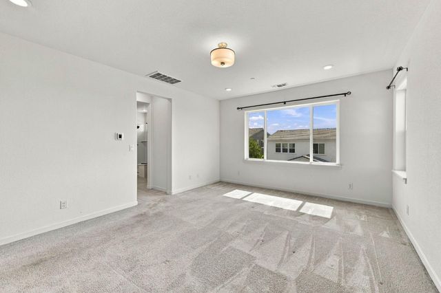 4603 Flagstaff Dr, Folsom, CA 95630