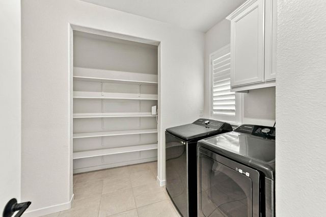 4603 Flagstaff Dr, Folsom, CA 95630