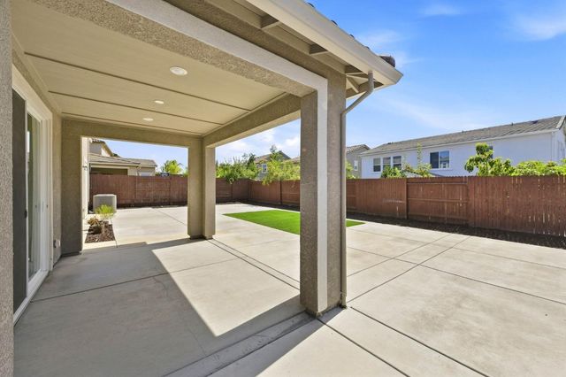 4603 Flagstaff Dr, Folsom, CA 95630