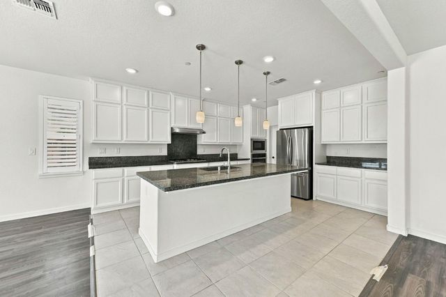 4603 Flagstaff Dr, Folsom, CA 95630