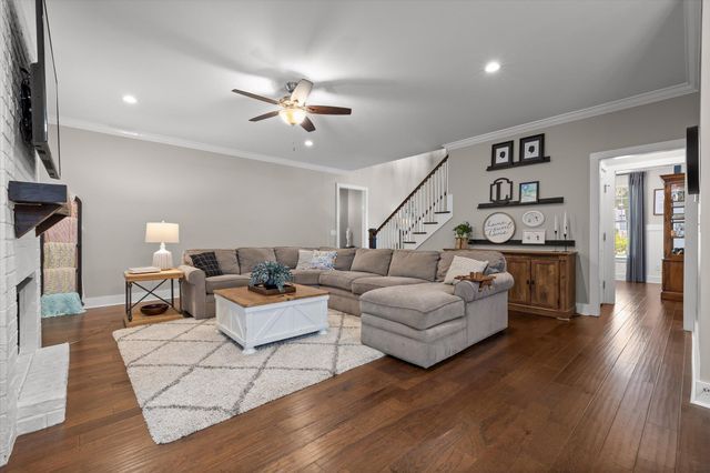 2100 Mountain Hollow Drive, Signal Mountain, TN 37377