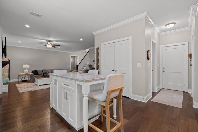 2100 Mountain Hollow Drive, Signal Mountain, TN 37377