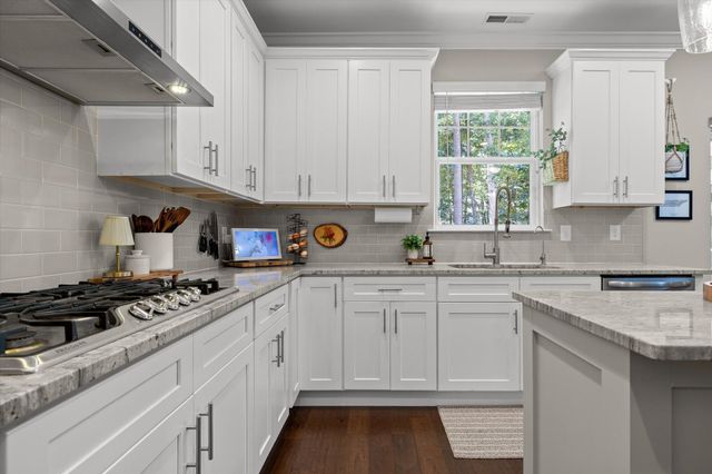 2100 Mountain Hollow Drive, Signal Mountain, TN 37377