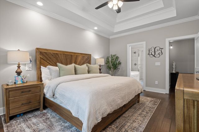 2100 Mountain Hollow Drive, Signal Mountain, TN 37377