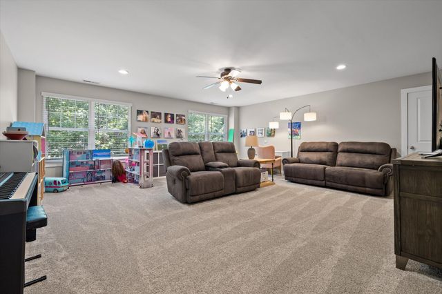 2100 Mountain Hollow Drive, Signal Mountain, TN 37377