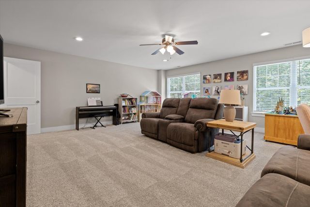 2100 Mountain Hollow Drive, Signal Mountain, TN 37377