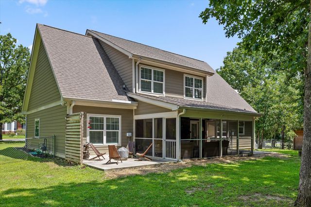 2100 Mountain Hollow Drive, Signal Mountain, TN 37377