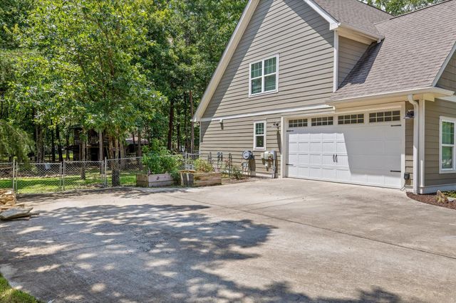 2100 Mountain Hollow Drive, Signal Mountain, TN 37377