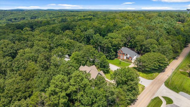 2100 Mountain Hollow Drive, Signal Mountain, TN 37377