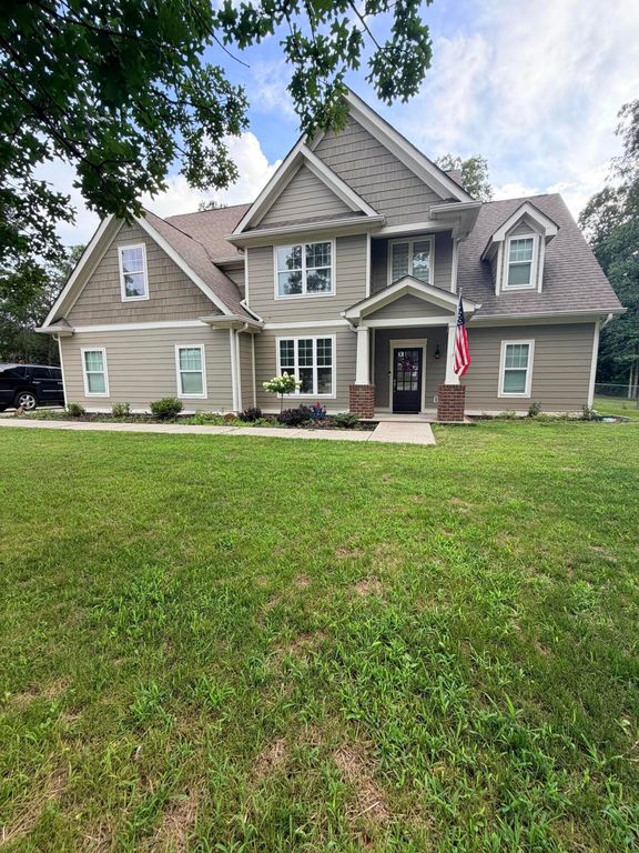 2100 Mountain Hollow Drive, Signal Mountain, TN 37377