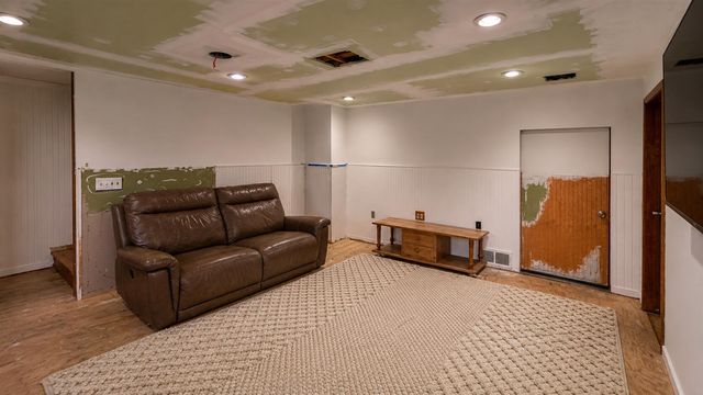 11816 Maywood Drive, Sparta, MI 49345