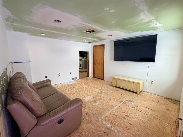 11816 Maywood Drive, Sparta, MI 49345