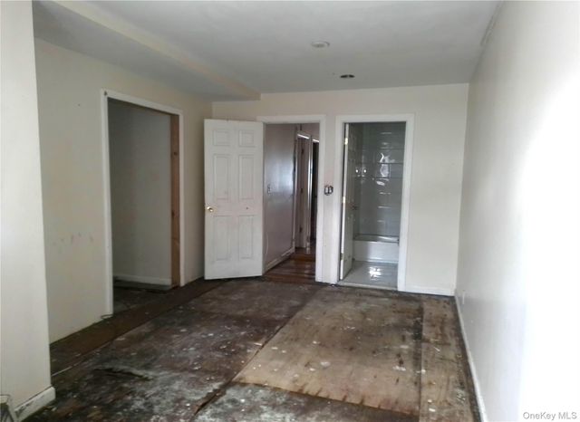 16739 147 Avenue, Springfield Gardens, NY 11434