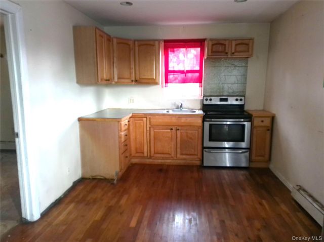 16739 147 Avenue, Springfield Gardens, NY 11434