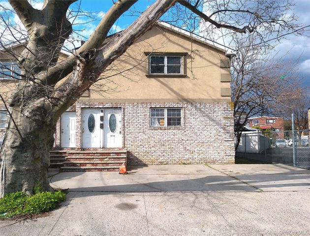 16739 147 Avenue, Springfield Gardens, NY 11434