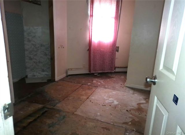 16739 147 Avenue, Springfield Gardens, NY 11434