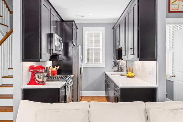 45 Dereef Court, Charleston, SC 29403