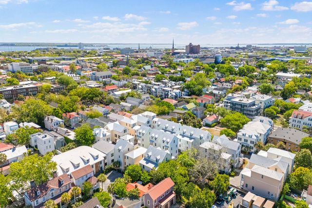 45 Dereef Court, Charleston, SC 29403
