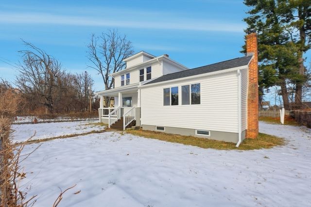 2 Cycle St, Westfield, MA 01085